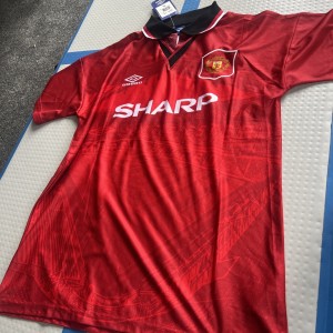 Umbro Manchester United Retro 94/96 Home Shirt Size Small Cantona 7 for sale on Ebay