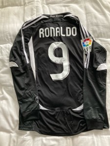 Real Madrid Cristiano Ronaldo Signed No.9 Shirt Certified Beckett authenticated for sale on Ebay
