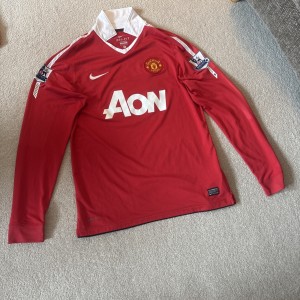 Official Nike Manchester United 2010/11 Home Football Shirt Jersey M See Pics for sale on Ebay