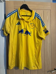 Leeds United 2024/25 Away Shirt Yellow, Smiley, 2XL Used for sale on Ebay