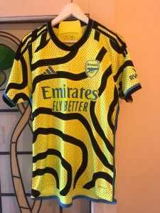 Arsenal 2023/24 Away Shirt Medium Size Short Sleeve for sale on Ebay