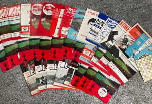 35 Different Manchester United Home & Aways - 1958/59 to 1969/70   TOKENS INTACT for sale on Ebay