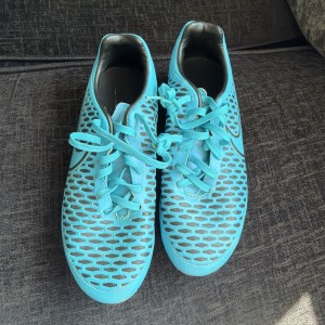 Nike Magista Onda Football Boots, UK Size 6, Blue, Good Condition for sale on Ebay