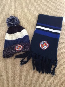 Reading FC Football Hat And Scarf Bundle Adults Navy Bobble Hat Blue for sale on Ebay