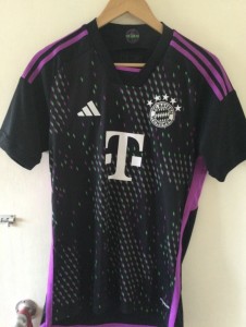 Small Mens Adidas 2023 Bayern Munich Away shirt (Worn once) for sale on Ebay