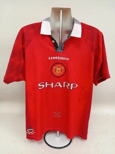 Manchester United 1996-98 Umbro Home Shirt Sharp Sponsor Size Large for sale on Ebay