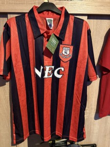 Everton 1992 Official Retro Away Shirt , Size Xl, brand new with tags  RRP £40 for sale on Ebay