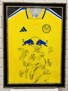 Leeds United 2024/2025 Squad Signed Away UnFramed Shirt EFL CHAMPIONS for sale on Ebay