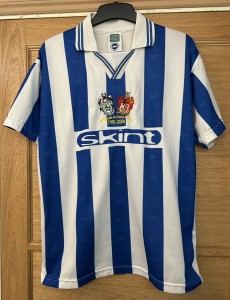 Brighton & Hove Albion Retro Home Shirt 2000/01, Score Draw Size Meduim for sale on Ebay