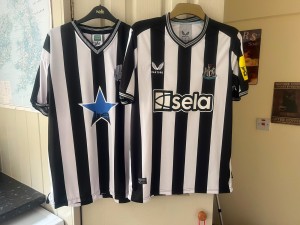 2 x NEWCASTLE UNITED replica shirts for sale on Ebay