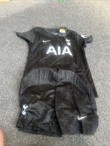 Tottenham Black Away Shirt And Shorts 25/26  Kids Size 22 7-8 Year Old for sale on Ebay