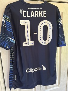 KAPPA Leeds 2018/19 Away Football Shirt Navy XXL - Printed with CLARKE 1-0 for sale on Ebay
