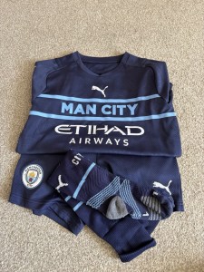 Manchester City 2021/22 3rd Full Kit Aged 9/10 for sale on Ebay