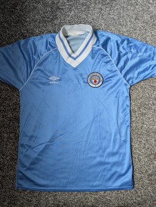 Rare Original Manchester City 1981/1982 Home Shirt MEDIUM UMBRO for sale on Ebay