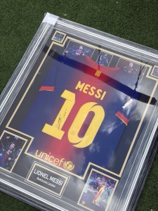 Lionel Messi Barcelona Signed Frame Genuine with COA!! for sale on Ebay
