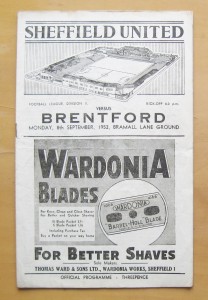 SHEFFIELD UNITED v BRENTFORD 1952/1953 *Good Condition Football Programme* for sale on Ebay