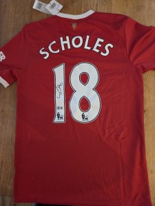 Manchester United Scholes Signed Shirt Beckett Authentication Hologram COA for sale on Ebay